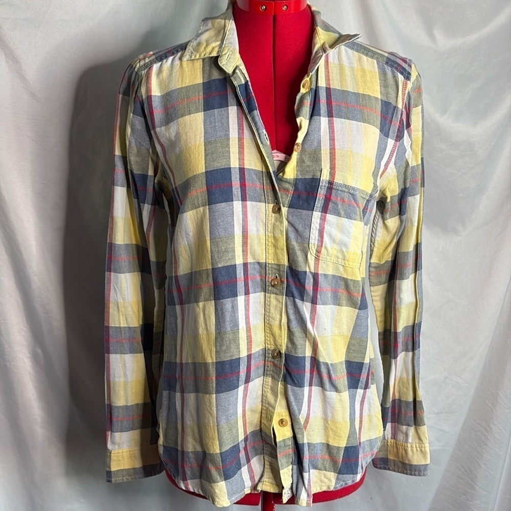 SM164 American eagle outfitter boyfriend fit button down long sleeve